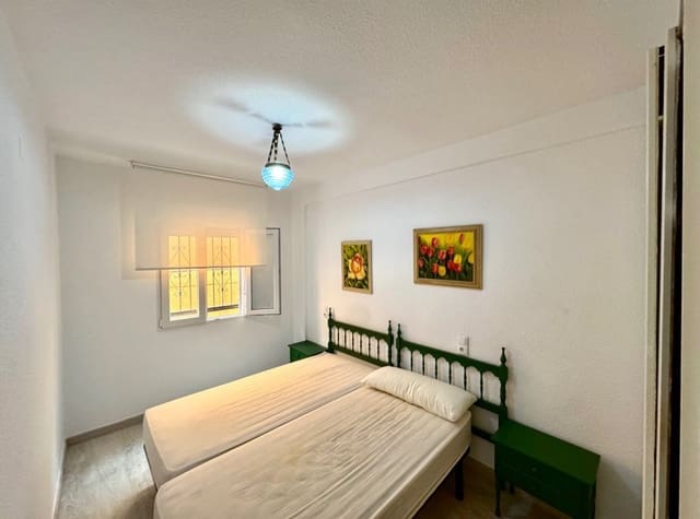 3 makuuhuone Huoneisto vuokrattavana paikassa Gaspar Perelló, Torrevieja - 900 € (Ref: 8344592)