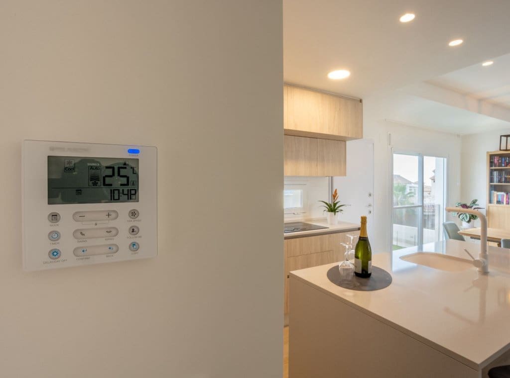 2 soveværelse Penthouse til salg i San Miguel de Salinas med swimmingpool - € 318.000 (Ref: 8372516)