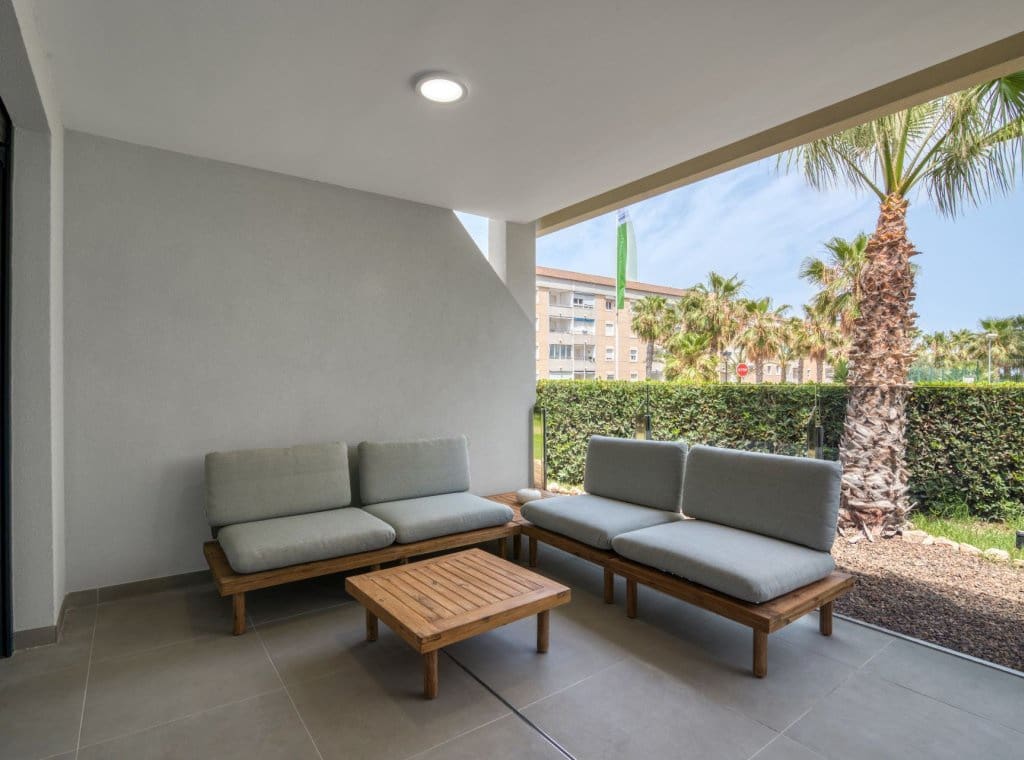 2 chambre Appartement à vendre à Torrevieja avec piscine - 310 000 € (Ref: 8376808)