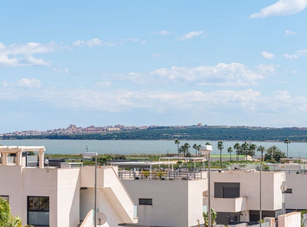 3 sypialnia Willa na sprzedaż w Los Montesinos z basenem - 439 999 € (Ref: 8384925)