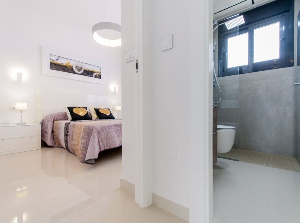 3 sovrum Villa till salu i San Miguel de Salinas med pool - 875 000 € (Ref: 8394629)