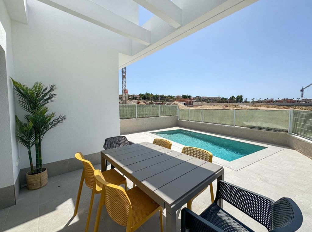 3 Zimmer Villa zu verkaufen in Algorfa mit Pool - 375.000 € (Ref: 8415048)