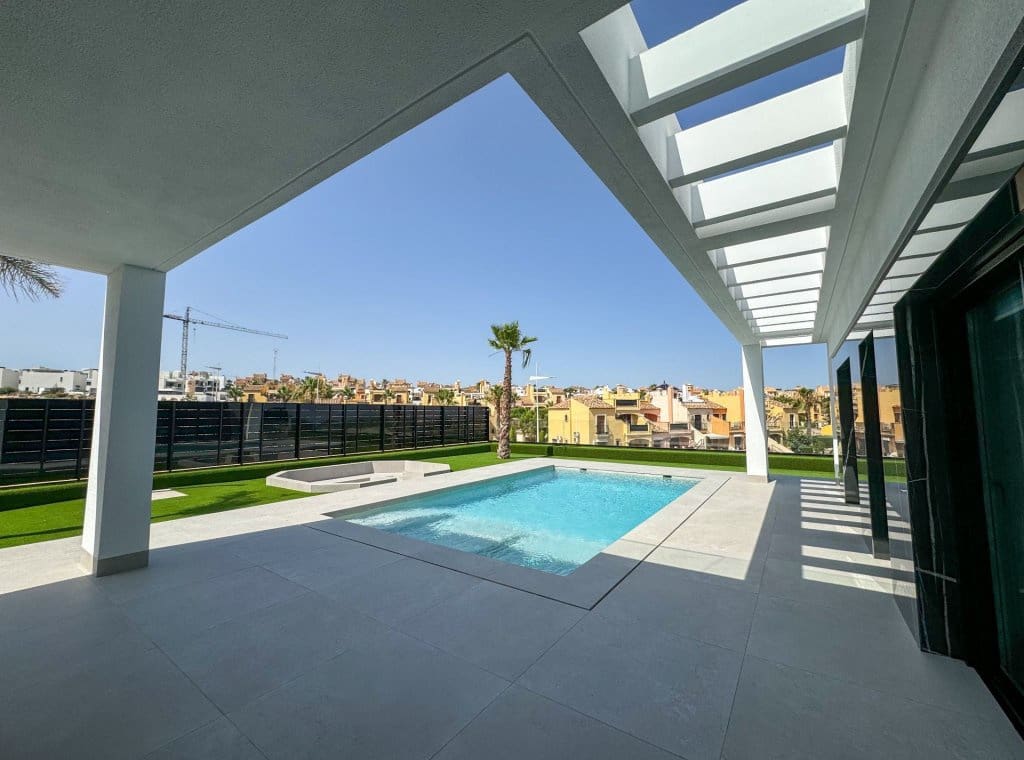 3 chambre Villa/Maison à vendre à Algorfa avec piscine - 670 000 € (Ref: 8415049)