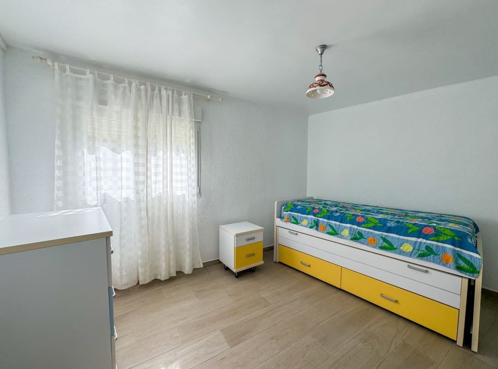 5 soveværelse Villa til leje i Orihuela Costa med swimmingpool - € 4.000 (Ref: 8422870)