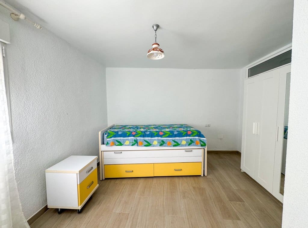 5 soveværelse Villa til leje i Orihuela Costa med swimmingpool - € 4.000 (Ref: 8422870)