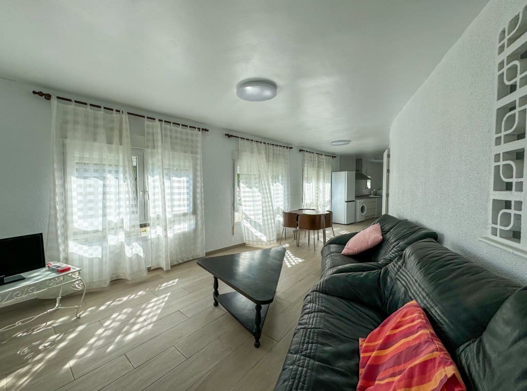 5 soveværelse Villa til leje i Orihuela Costa med swimmingpool - € 4.000 (Ref: 8422870)