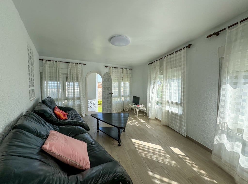 5 soveværelse Villa til leje i Orihuela Costa med swimmingpool - € 4.000 (Ref: 8422870)