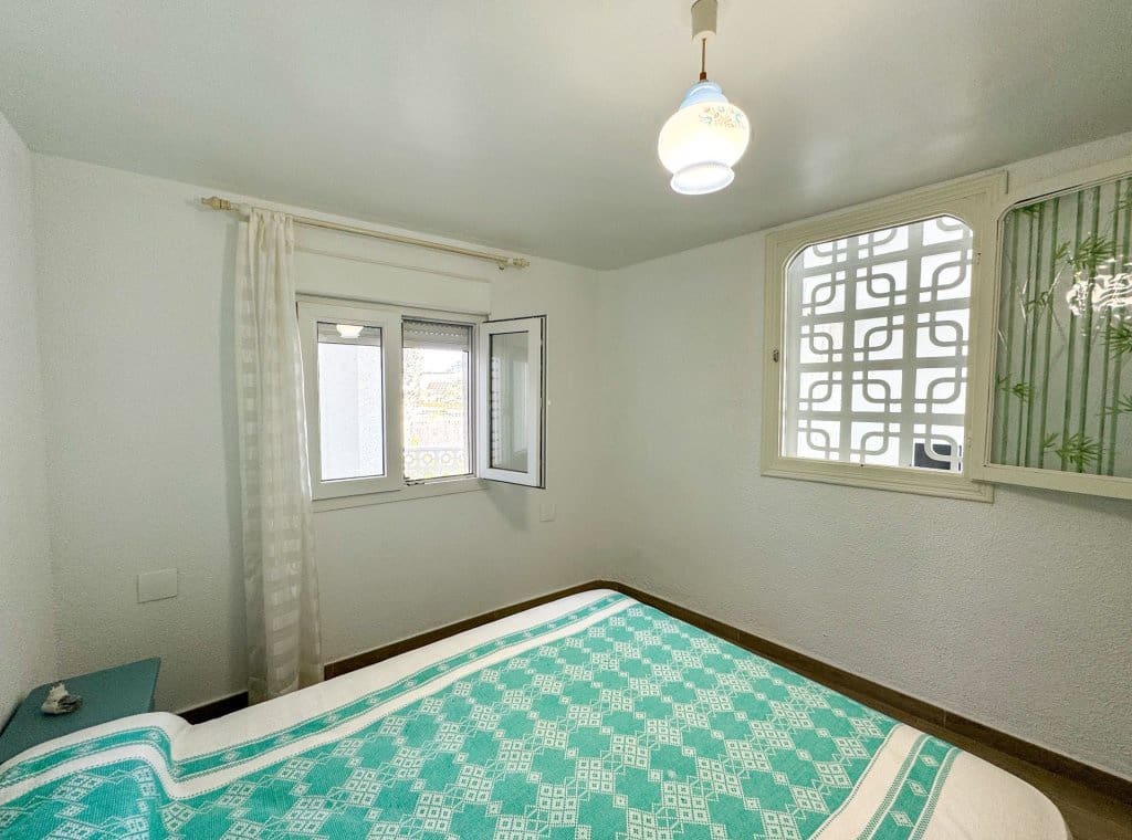 5 soveværelse Villa til leje i Orihuela Costa med swimmingpool - € 4.000 (Ref: 8422870)