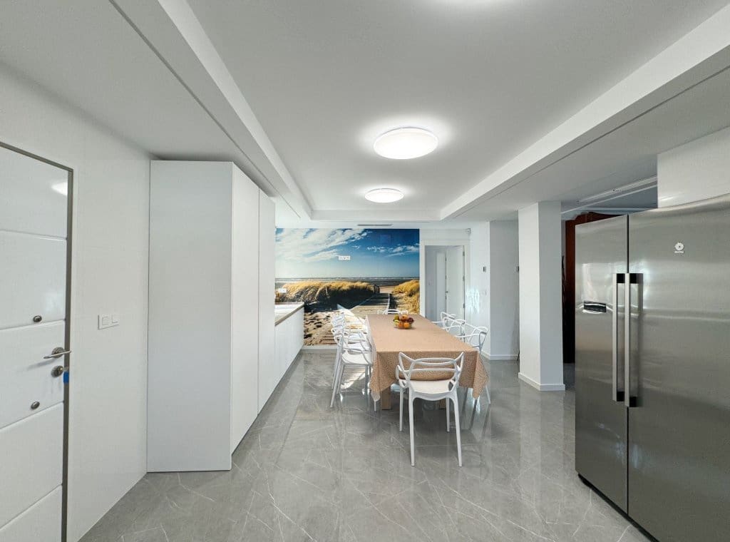 5 bedroom Villa for rent in Orihuela Costa with pool - € 4,000 (Ref: 8426042)