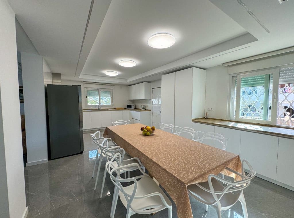 5 bedroom Villa for rent in Orihuela Costa with pool - € 4,000 (Ref: 8426042)