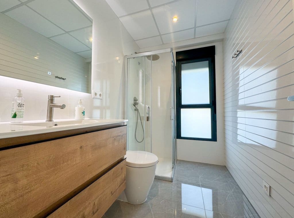 5 bedroom Villa for rent in Orihuela Costa with pool - € 4,000 (Ref: 8426042)