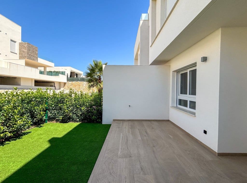 2 makuuhuone Huoneisto myytävänä paikassa Algorfa mukana uima-altaan - 285 000 € (Ref: 8433999)