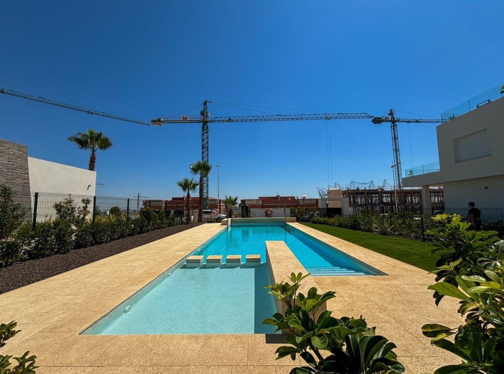 2 makuuhuone Huoneisto myytävänä paikassa Algorfa mukana uima-altaan - 285 000 € (Ref: 8433999)