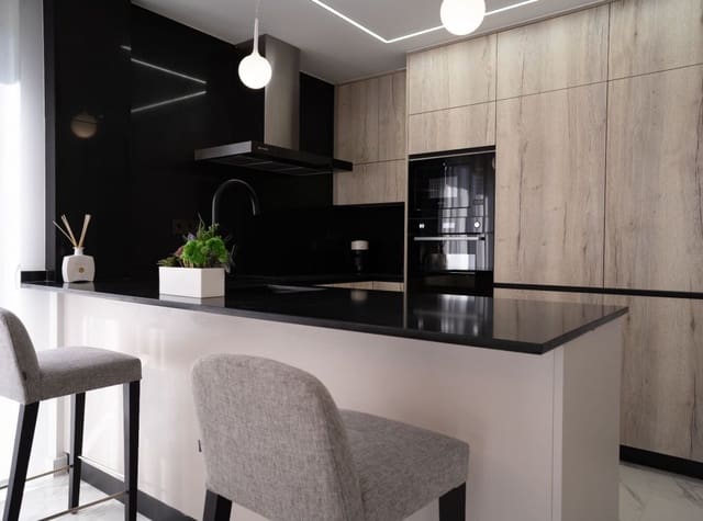 3 chambre Bungalow à vendre à Pilar de la Horadada avec piscine - 295 000 € (Ref: 8434001)