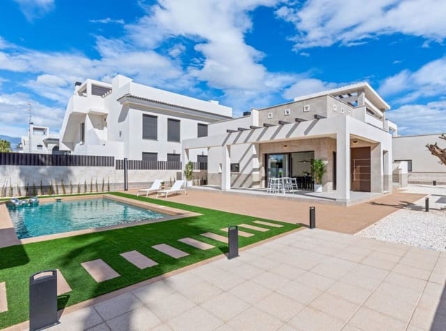 3 camera da letto Villa in vendita in Ciudad Quesada, Rojales con piscina - 597.000 € (Rif: 8484372)