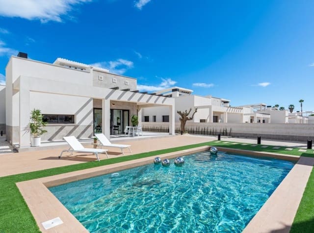 3 camera da letto Villa in vendita in Ciudad Quesada, Rojales con piscina - 597.000 € (Rif: 8484372)