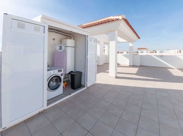 2 bedroom Penthouse for sale in Ciudad Quesada, Rojales with pool - € 317,000 (Ref: 8490681)