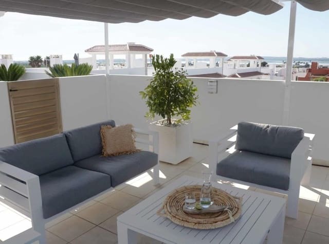 2 bedroom Penthouse for sale in Ciudad Quesada, Rojales with pool - € 317,000 (Ref: 8490681)