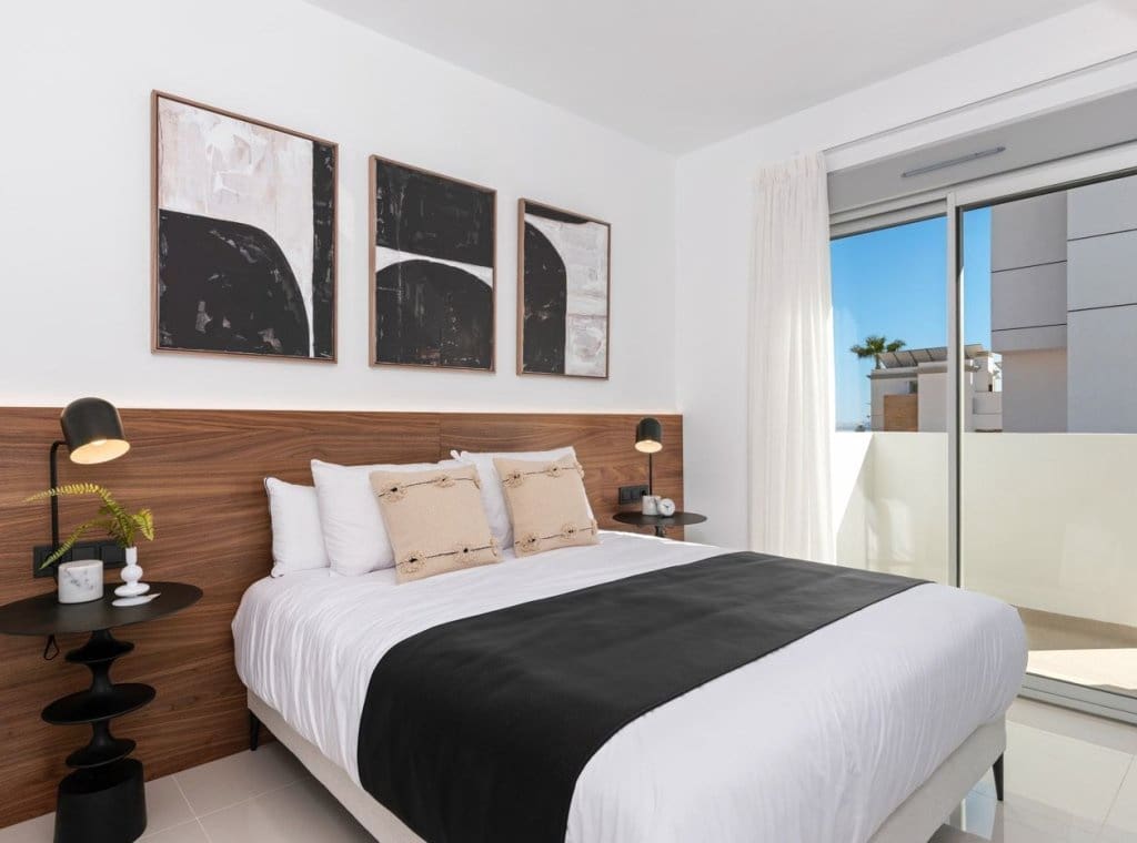 4 slaapkamer Villa te koop in Ciudad Quesada met zwembad - € 985.000 (Ref: 8490682)