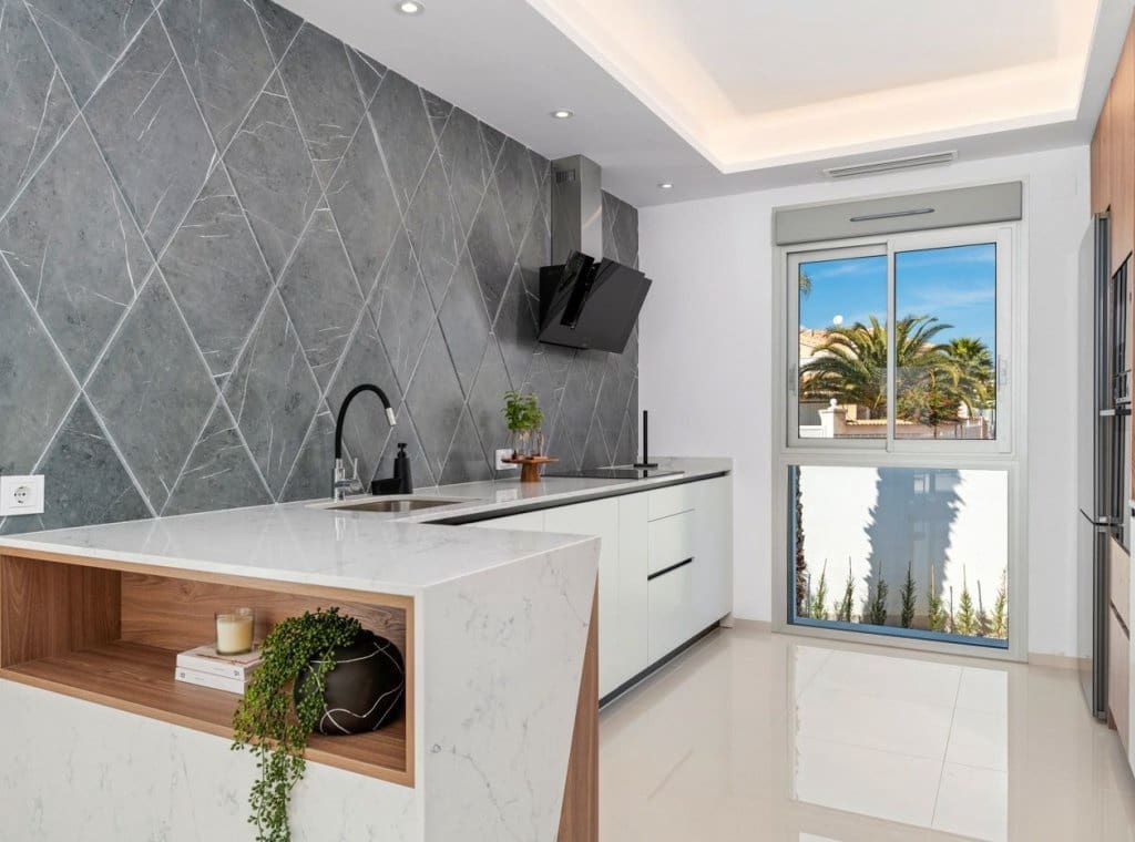 4 slaapkamer Villa te koop in Ciudad Quesada met zwembad - € 985.000 (Ref: 8490682)