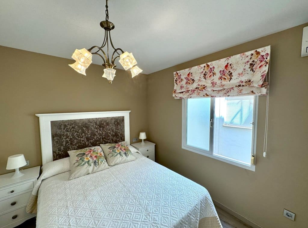 2 bedroom Flat for sale in Torrevieja - € 309,900 (Ref: 8536352)