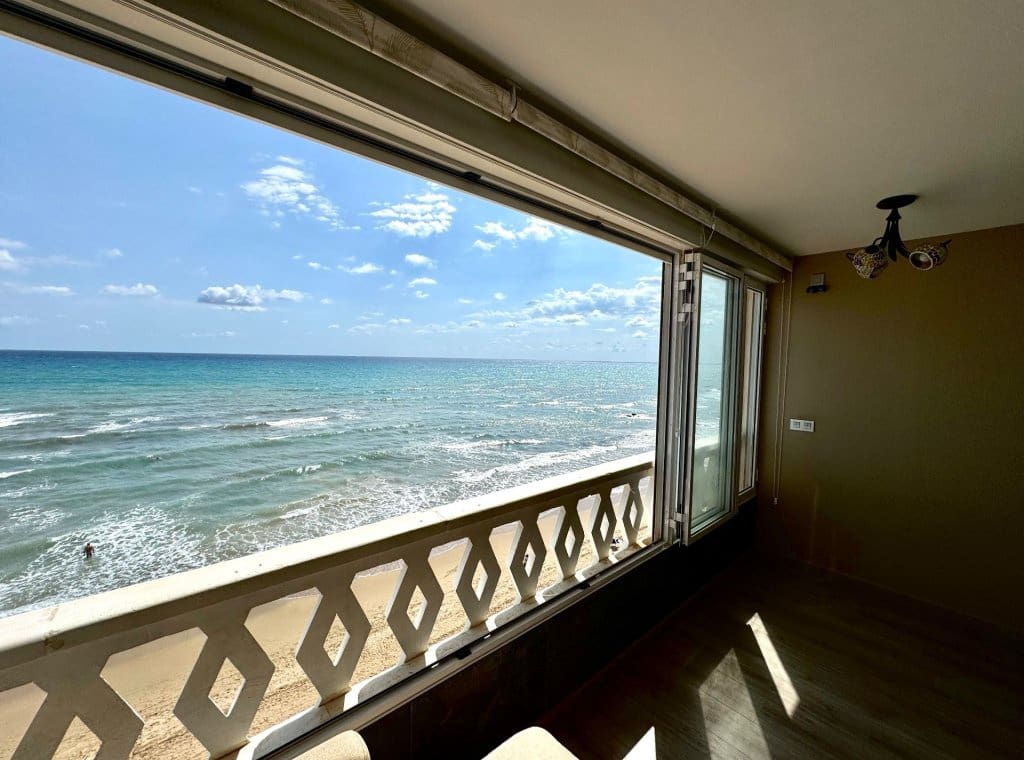 2 bedroom Flat for sale in Torrevieja - € 309,900 (Ref: 8536352)