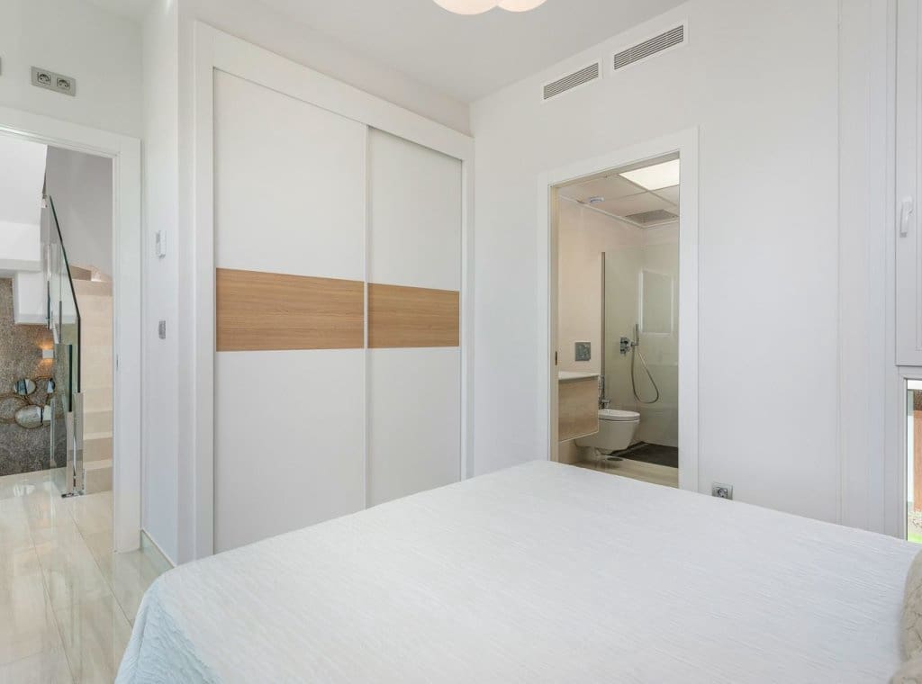 3 makuuhuone Huvila myytävänä paikassa Ciudad Quesada mukana uima-altaan - 579 000 € (Ref: 8638380)