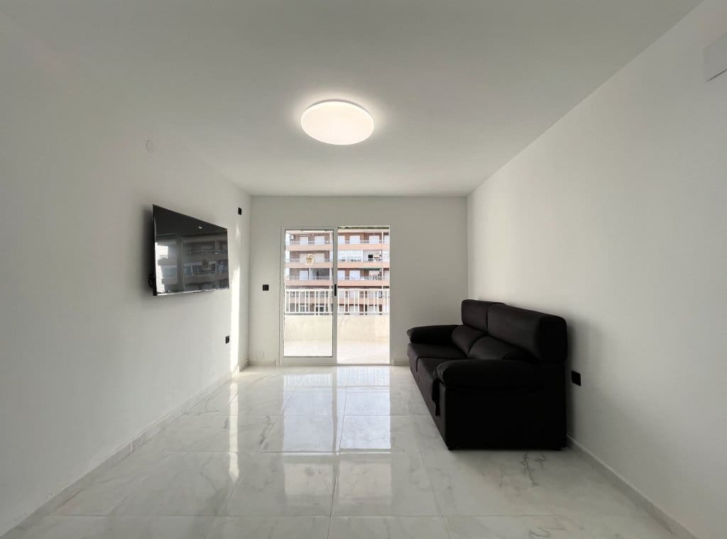 2 Zimmer Apartment zu verkaufen in Torrevieja mit Pool - 199.000 € (Ref: 8729189)