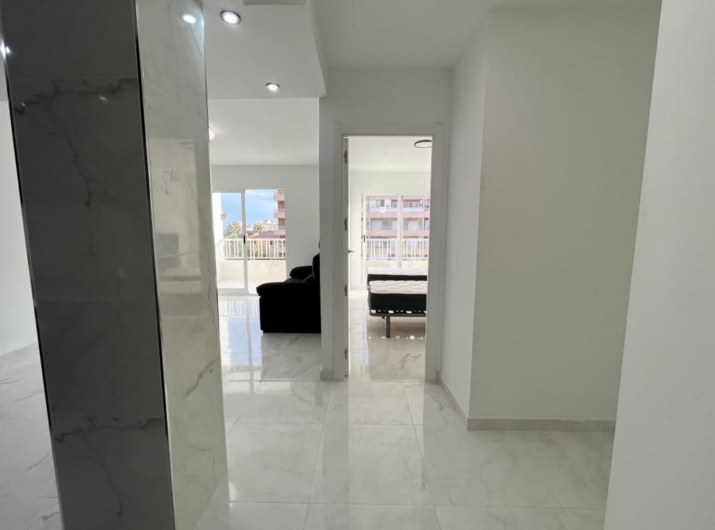 2 Zimmer Apartment zu verkaufen in Torrevieja mit Pool - 199.000 € (Ref: 8729189)