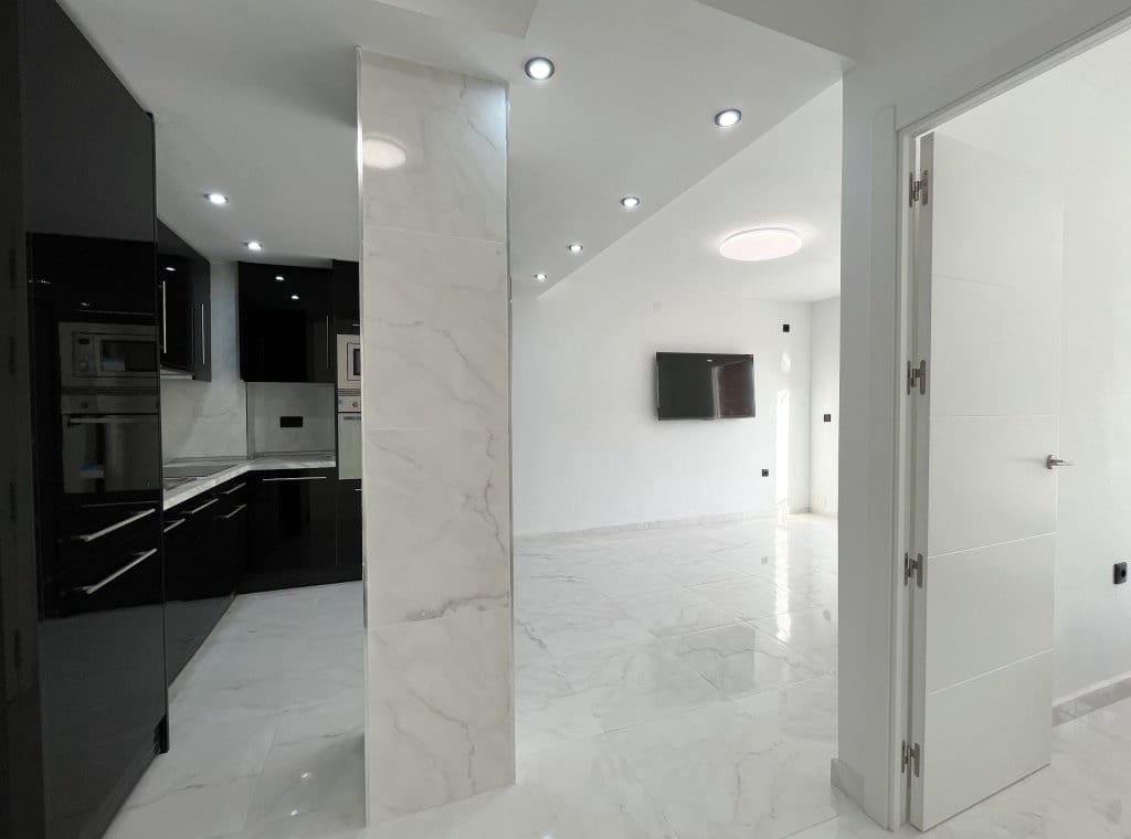 2 Zimmer Apartment zu verkaufen in Torrevieja mit Pool - 199.000 € (Ref: 8729189)