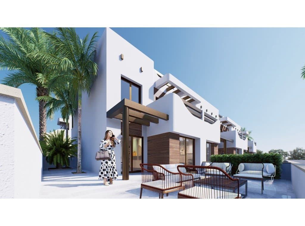 2 slaapkamer Bungalow te koop in Torre de la Horadada met zwembad - € 359.000 (Ref: 8735167)