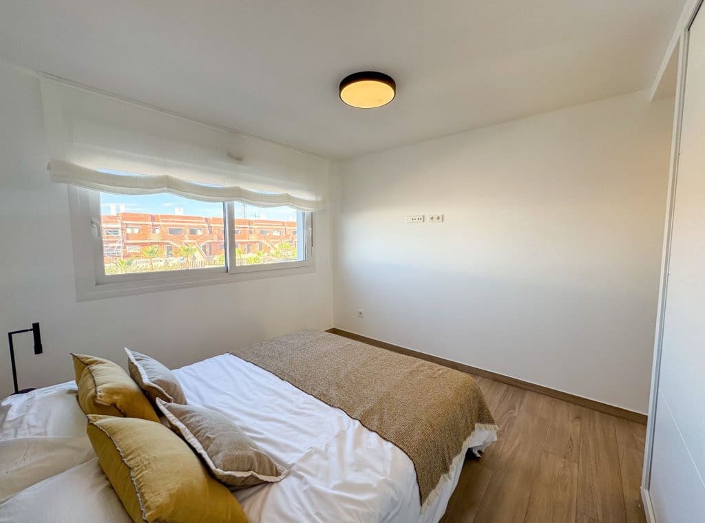 2 slaapkamer Flat te koop in Orihuela met zwembad - € 219.900 (Ref: 8759597)