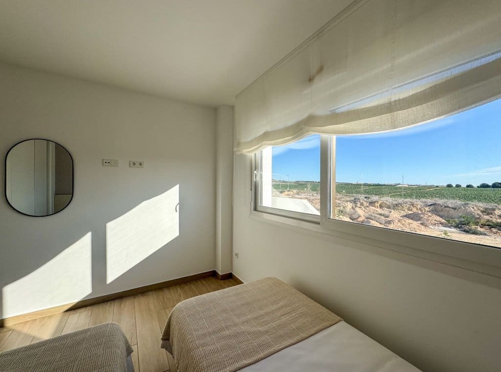 2 slaapkamer Flat te koop in Orihuela met zwembad - € 219.900 (Ref: 8759597)