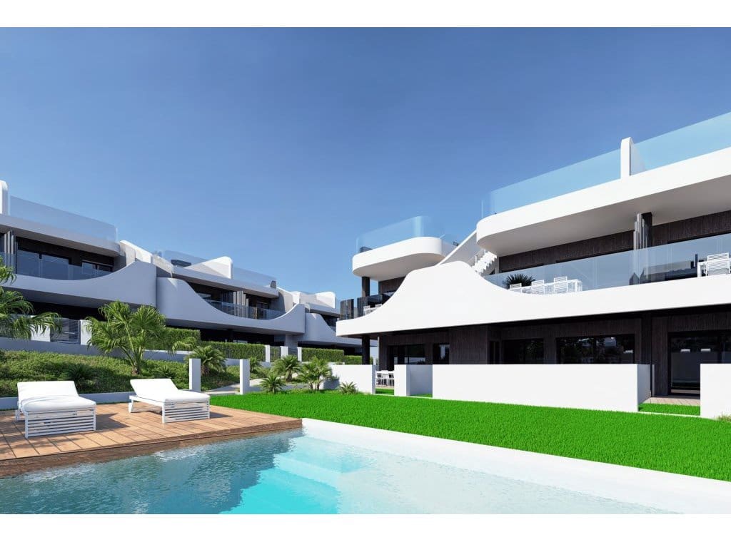 2 bedroom Bungalow for sale in San Miguel de Salinas with pool - € 250,000 (Ref: 8770042)