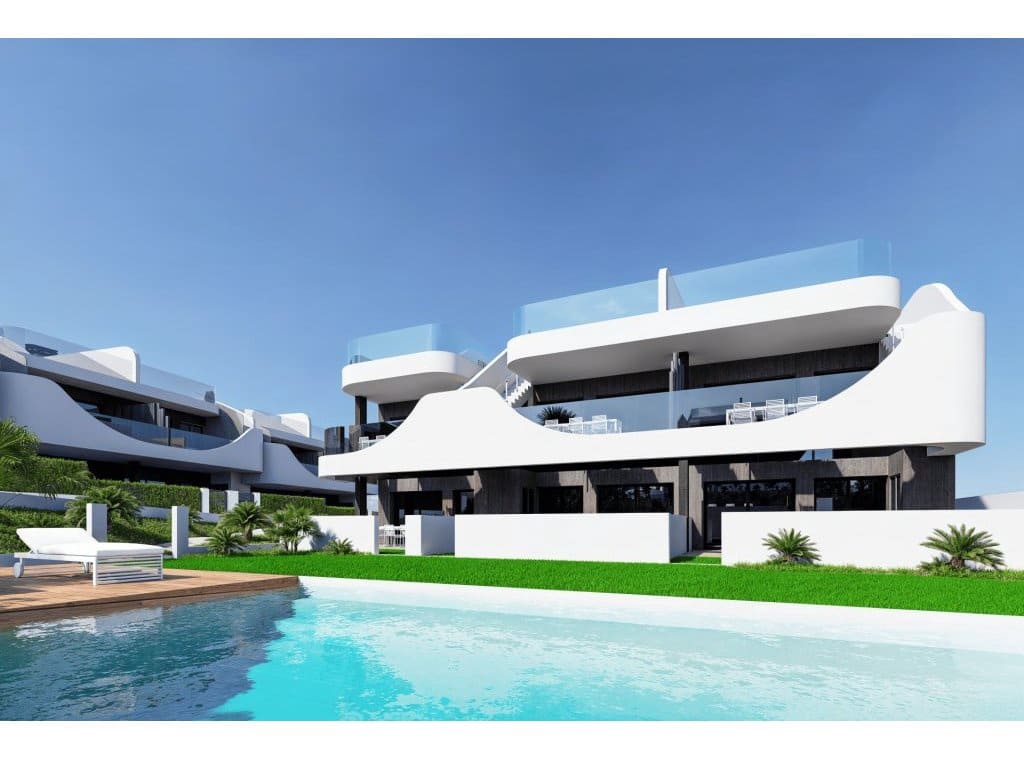 2 bedroom Bungalow for sale in San Miguel de Salinas with pool - € 250,000 (Ref: 8770042)