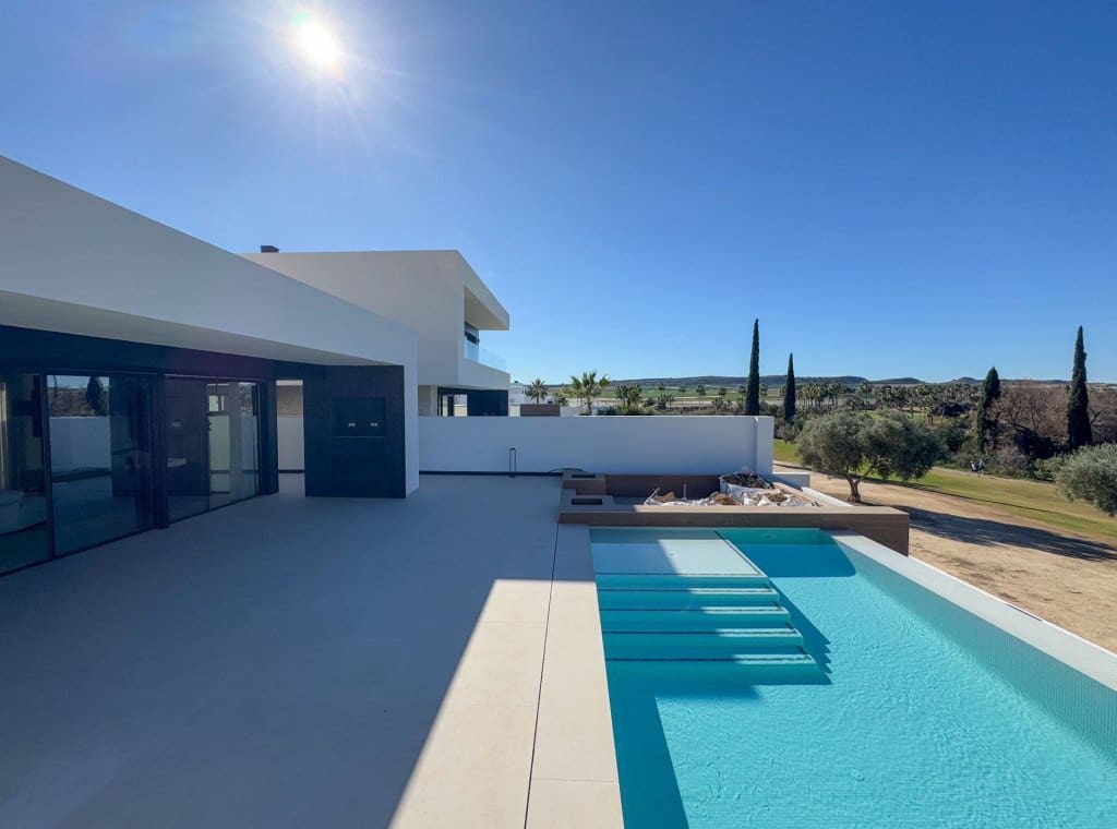 3 bedroom Villa for sale in Algorfa with pool garage - € 1,249,000 (Ref: 8827242)