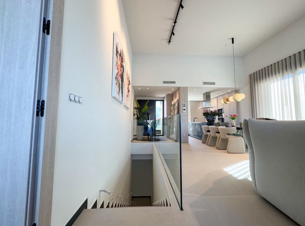 3 bedroom Villa for sale in Algorfa with pool garage - € 1,249,000 (Ref: 8827242)