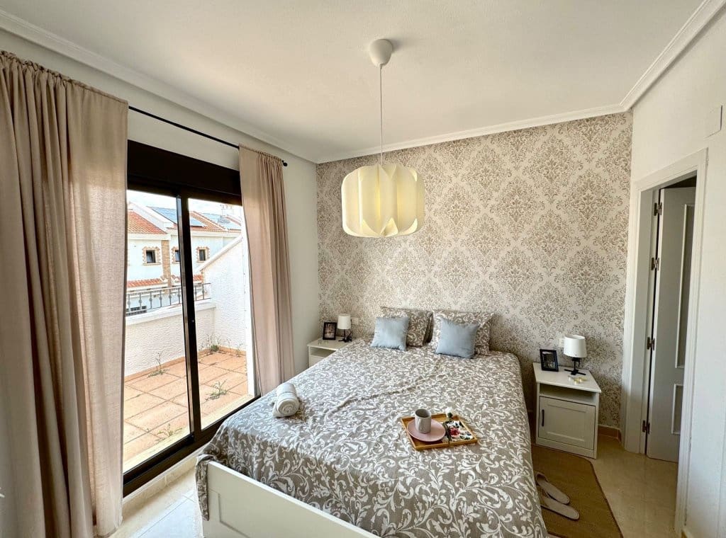 3 chambre Villa/Maison à vendre à San Miguel de Salinas avec piscine - 229 000 € (Ref: 8836341)