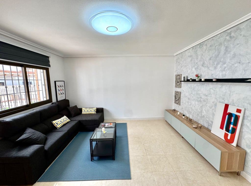 3 chambre Villa/Maison à vendre à San Miguel de Salinas avec piscine - 229 000 € (Ref: 8836341)