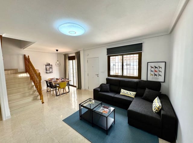 3 chambre Villa/Maison à vendre à San Miguel de Salinas avec piscine - 229 000 € (Ref: 8836341)