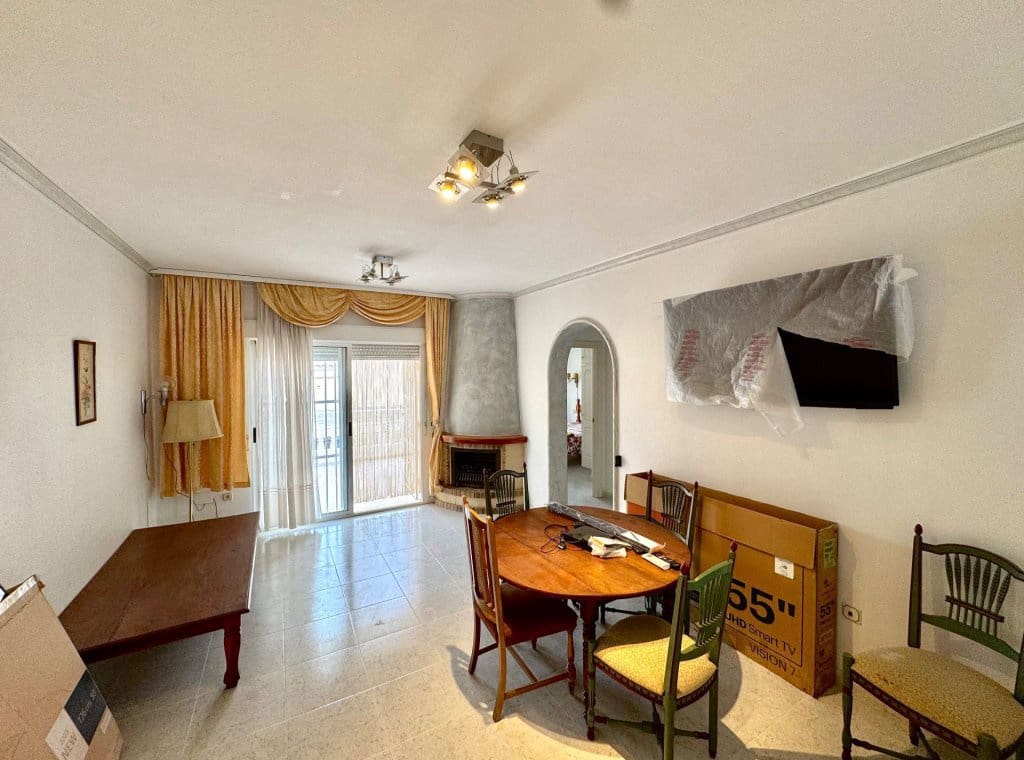 3 soveværelse Villa til leje i Algorfa med swimmingpool - € 1.500 (Ref: 8836343)