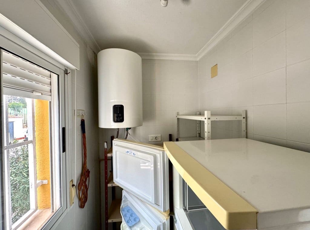 3 soveværelse Villa til leje i Algorfa med swimmingpool - € 1.500 (Ref: 8836343)