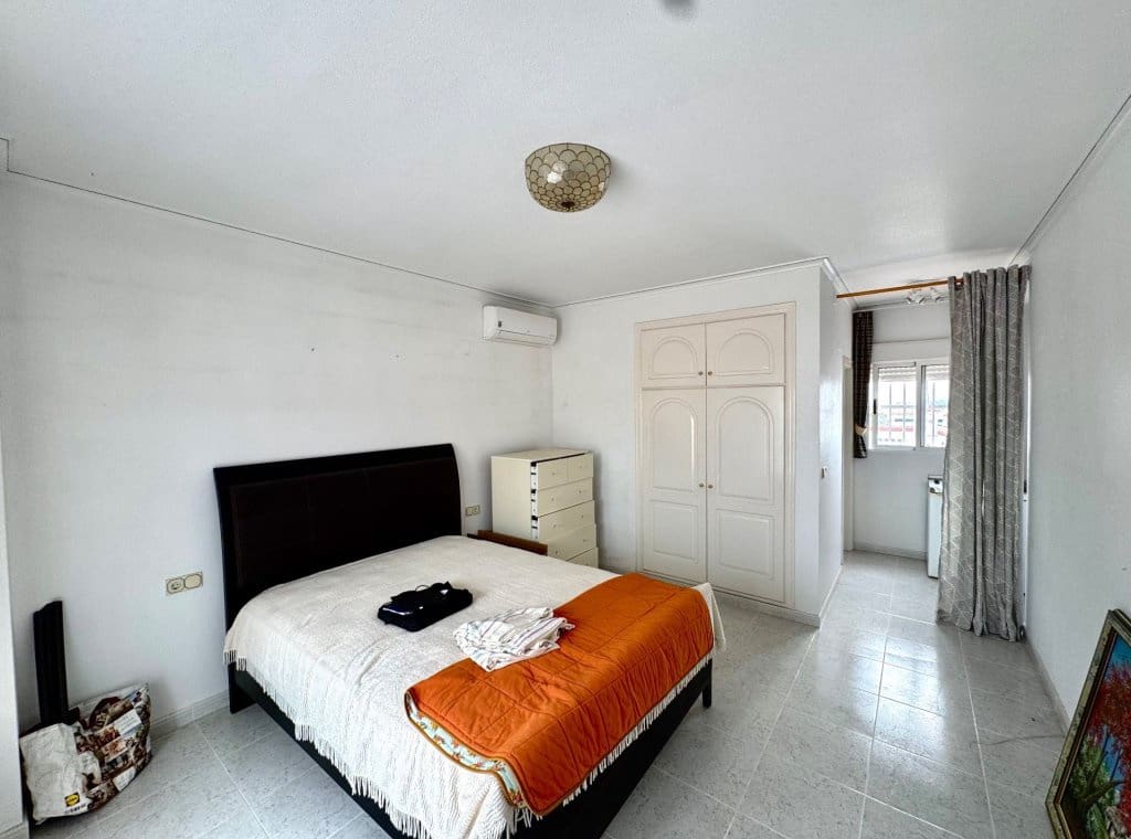 3 soveværelse Villa til leje i Algorfa med swimmingpool - € 1.500 (Ref: 8836343)