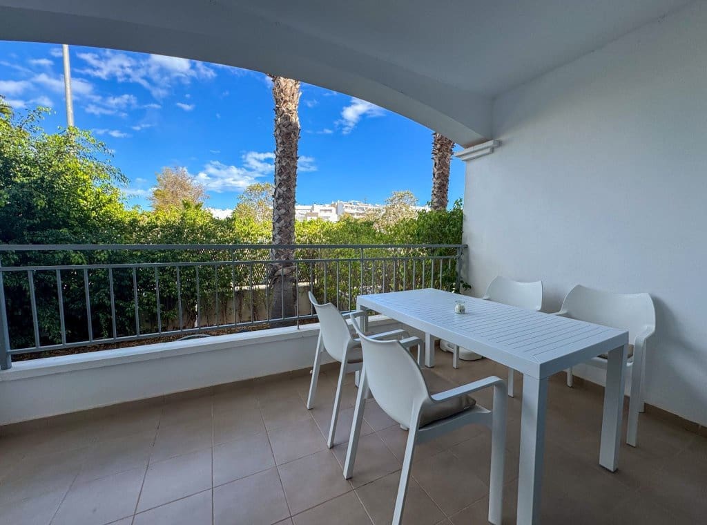 2 soveværelse Bungalow til leje i Orihuela Costa med swimmingpool - € 1.200 (Ref: 8866948)