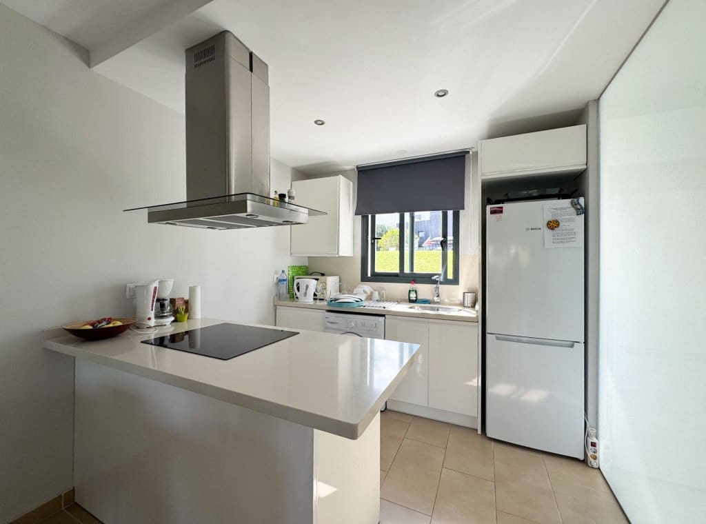 2 soveværelse Bungalow til leje i Orihuela Costa med swimmingpool - € 1.200 (Ref: 8866948)