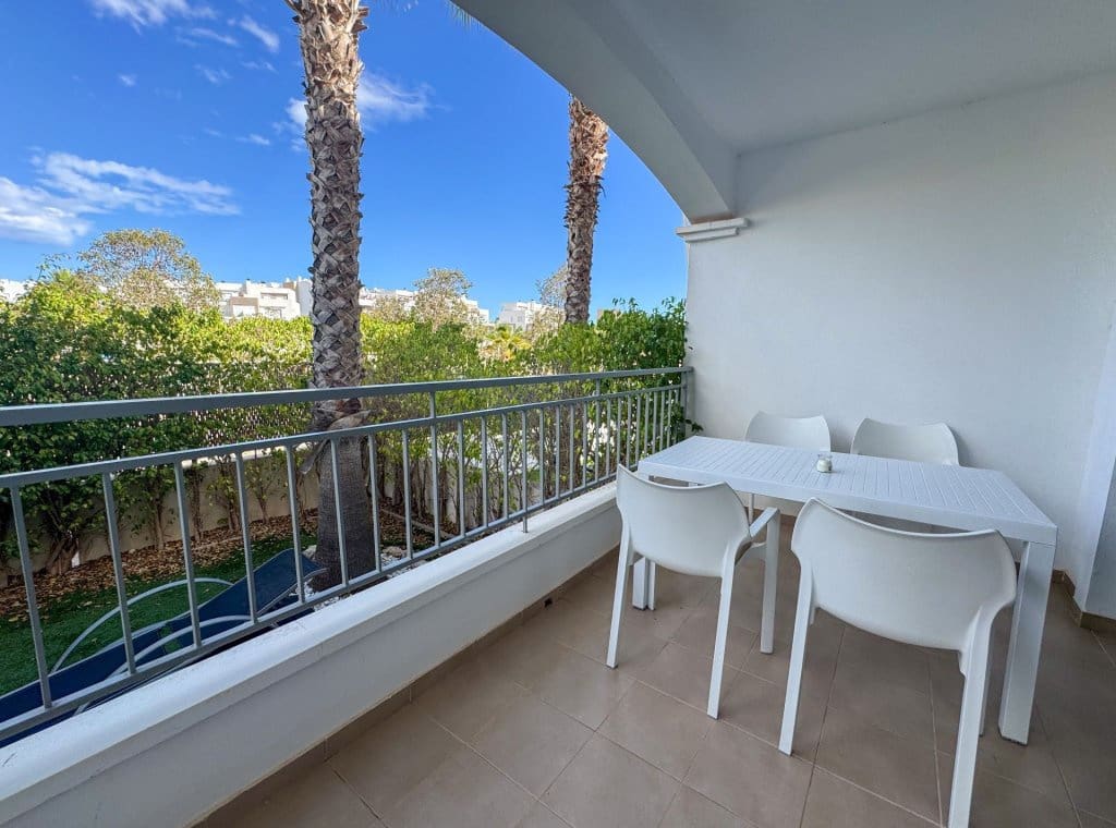 2 soveværelse Bungalow til leje i Orihuela Costa med swimmingpool - € 1.200 (Ref: 8866948)