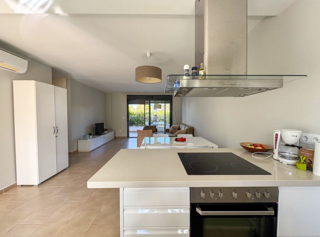 2 soveværelse Bungalow til leje i Orihuela Costa med swimmingpool - € 1.200 (Ref: 8866948)