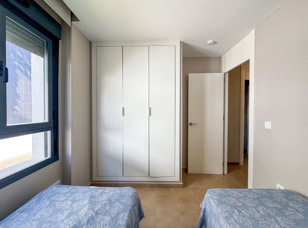 2 soveværelse Bungalow til leje i Orihuela Costa med swimmingpool - € 1.200 (Ref: 8866948)