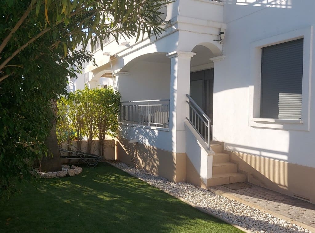 2 soveværelse Bungalow til leje i Orihuela Costa med swimmingpool - € 1.200 (Ref: 8866948)