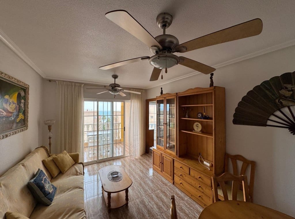 2 Zimmer Wohnung zu vermieten in Guardamar del Segura - 800 € (Ref: 8909636)